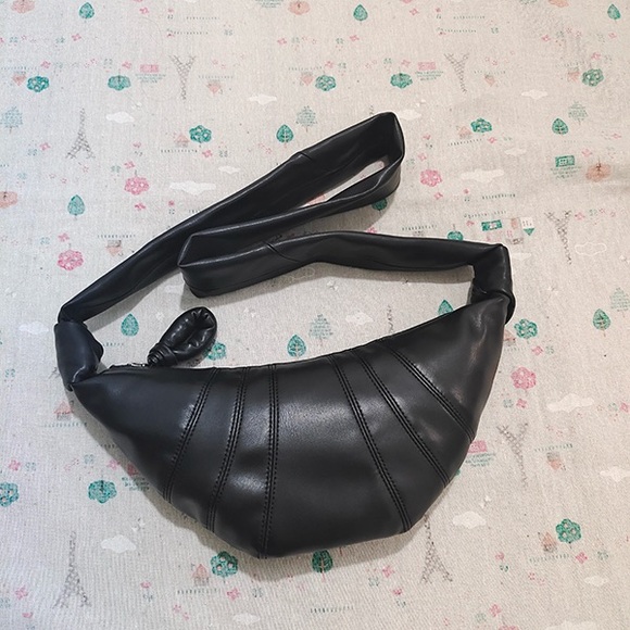 Lemaire Handbags - Lemaire Croissant Black Leather Crossbody Bag